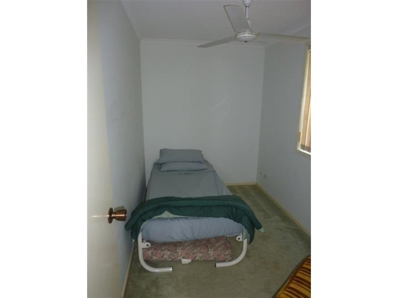 33 VICKI Parade, Torquay QLD 4655