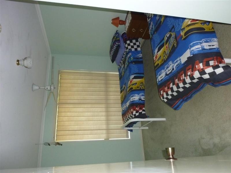 33 VICKI Parade, Torquay QLD 4655