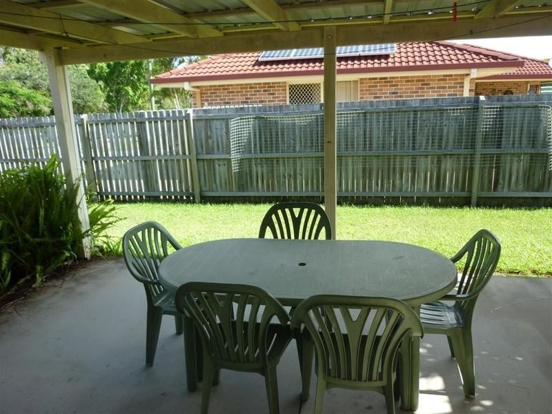 33 VICKI Parade, Torquay QLD 4655