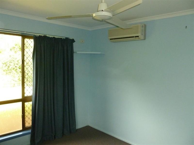 6 JACKLIN, Point Vernon QLD 4655