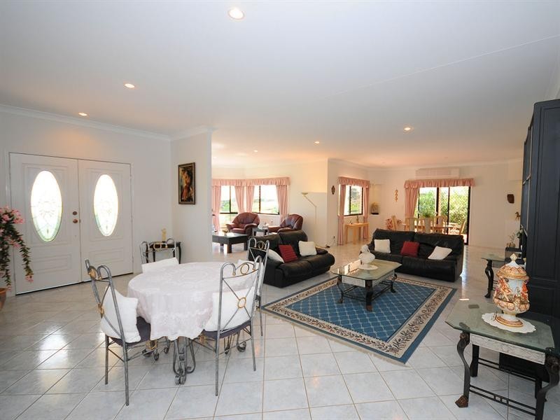 4 Kyla Court, Craignish QLD 4655