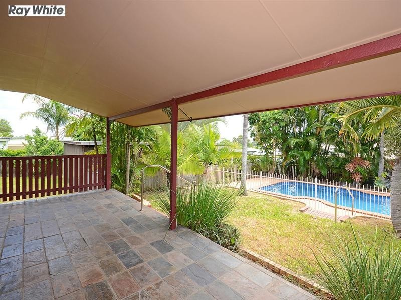6 West Street, Torquay QLD 4655