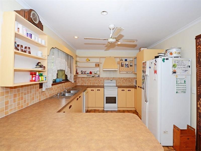 15 Michelle Drive, Hervey Bay QLD 4655