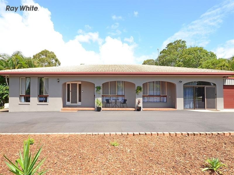 10 Park Street, Urangan QLD 4655