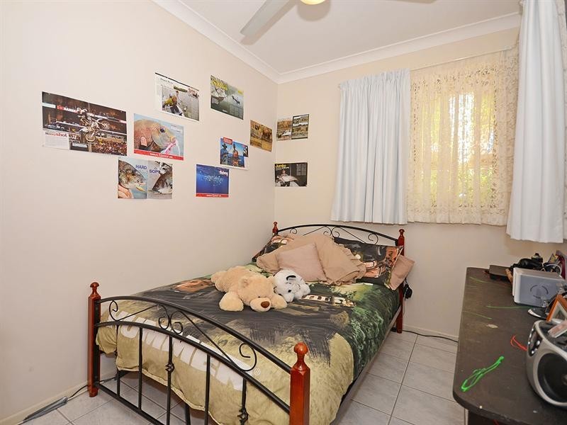 10 Park Street, Urangan QLD 4655