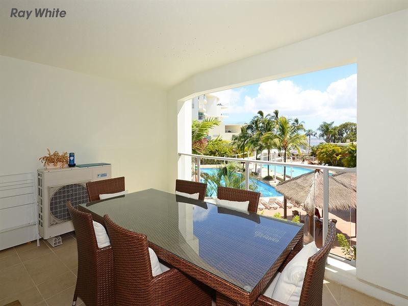 112/569 Charlton Esplanade, Urangan QLD 4655