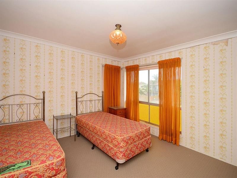 30 Hillcrest Avenue, Scarness QLD 4655