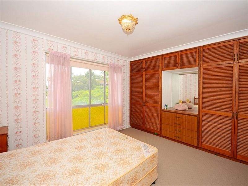 30 Hillcrest Avenue, Scarness QLD 4655