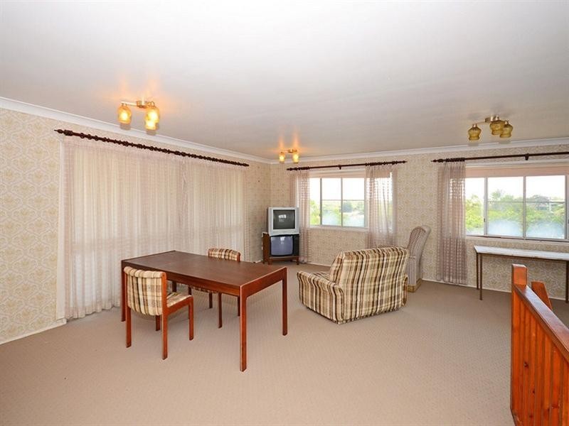 30 Hillcrest Avenue, Scarness QLD 4655