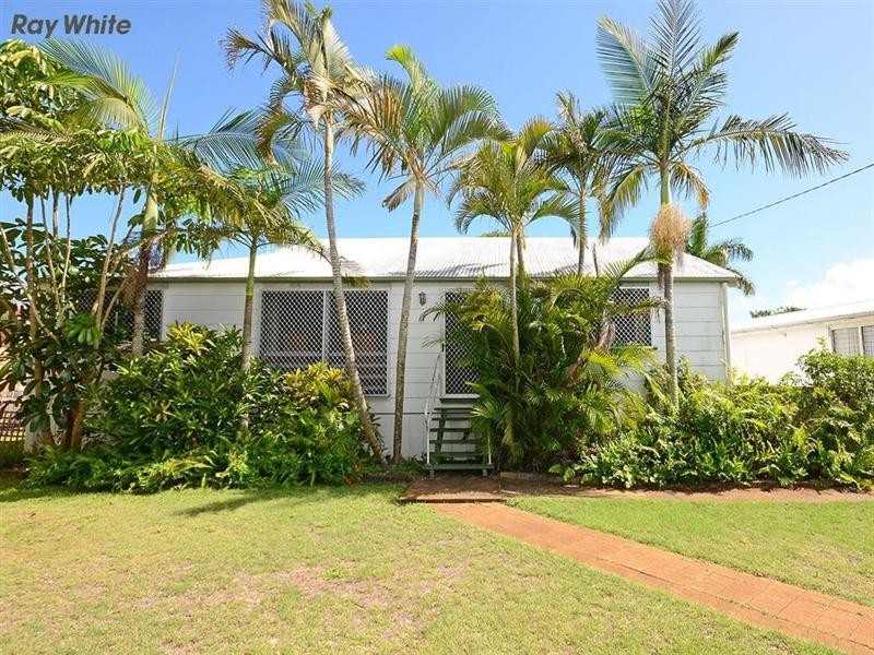 36-38 Ocean Street, Torquay QLD 4655
