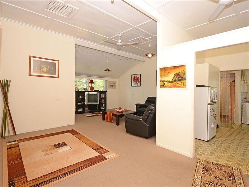 36-38 Ocean Street, Torquay QLD 4655