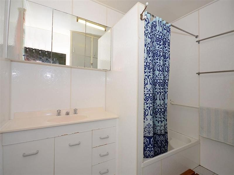 36-38 Ocean Street, Torquay QLD 4655