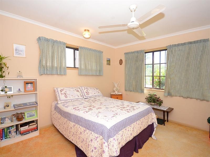21 Granada Court, Point Vernon QLD 4655