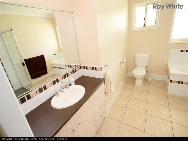 29 Oakes Drive, Burrum Heads QLD 4659