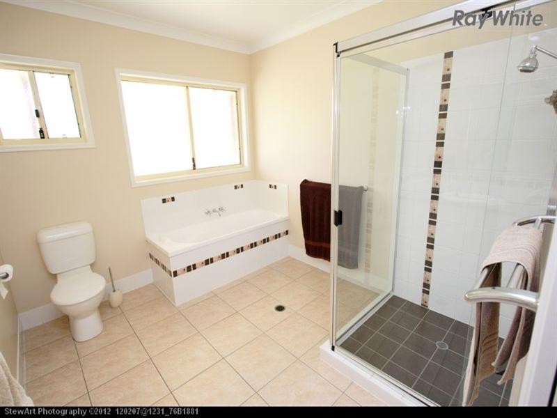 29 Oakes Drive, Burrum Heads QLD 4659