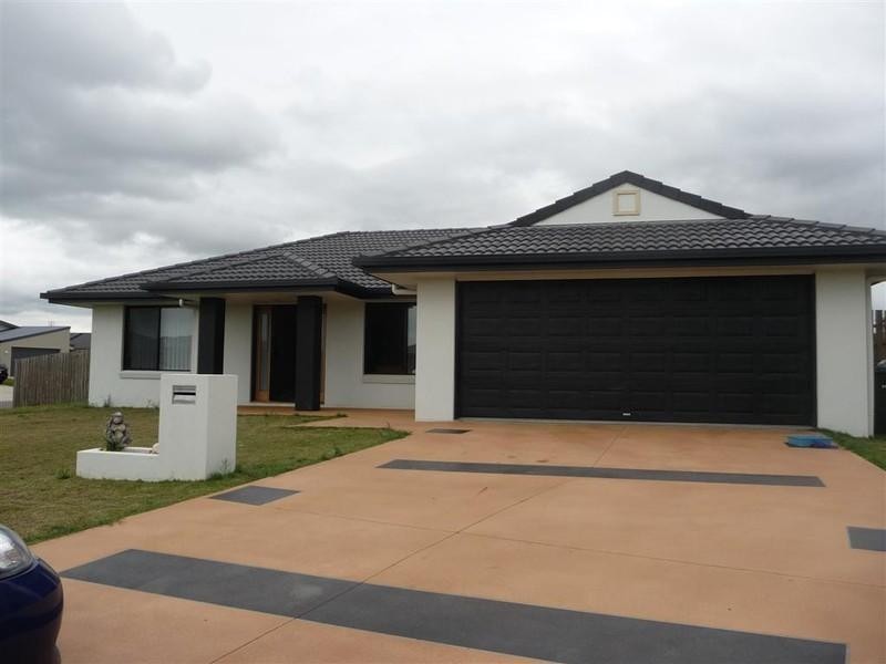 80 ENDEAVOUR Way, Eli Waters QLD 4655