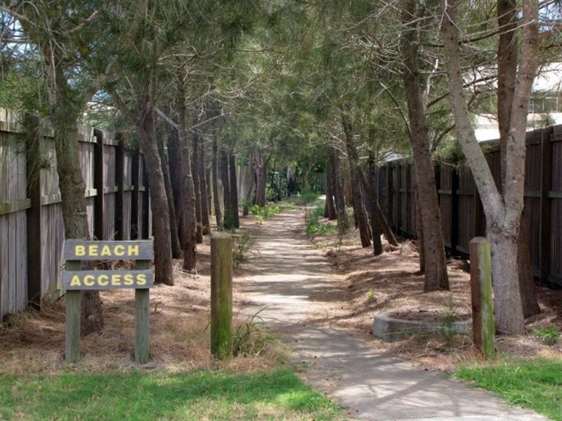 28 Fraser Waters Parade, Toogoom QLD 4655