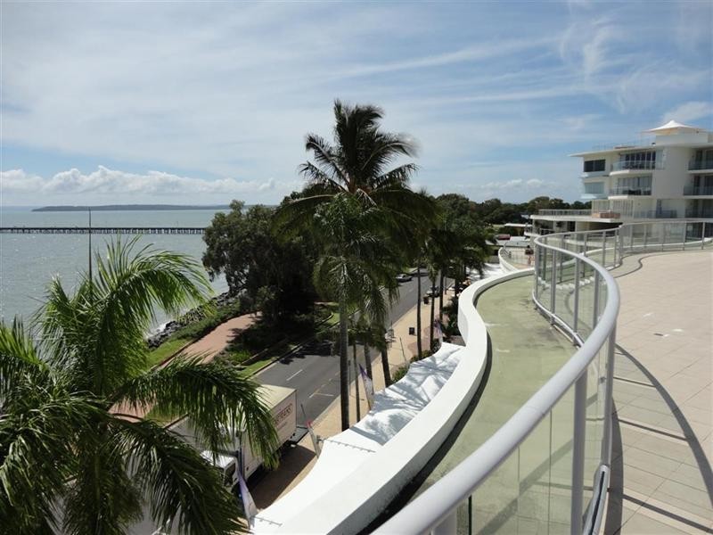 Unit 323/569 Charlton Esplanade, Urangan QLD 4655