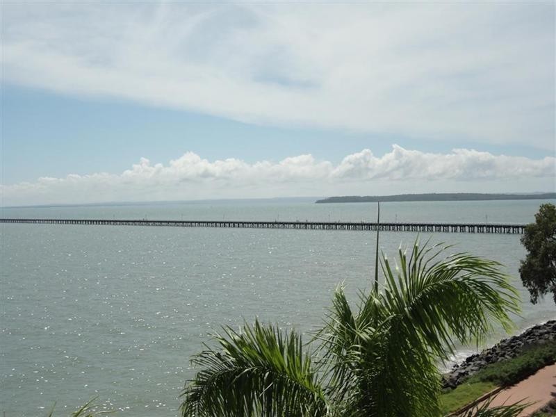 Unit 323/569 Charlton Esplanade, Urangan QLD 4655