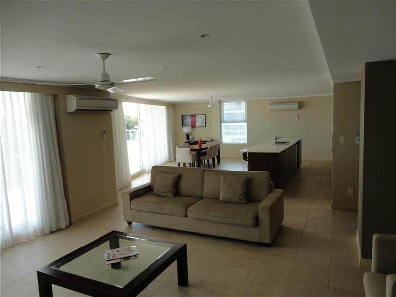 Unit 323/569 Charlton Esplanade, Urangan QLD 4655