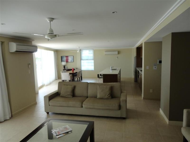 Unit 323/569 Charlton Esplanade, Urangan QLD 4655