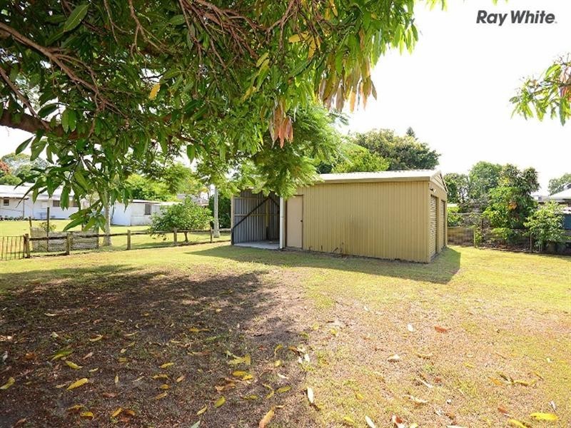 38 Shell Street, Urangan QLD 4655