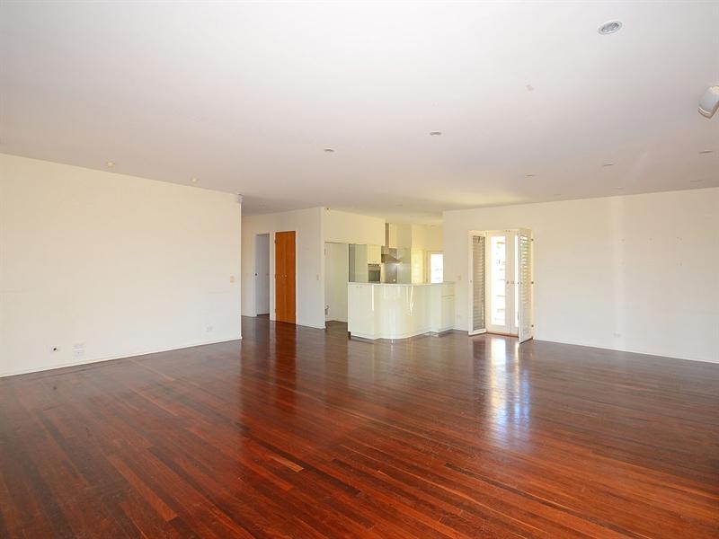 9 Sovereign Court, Urraween QLD 4655