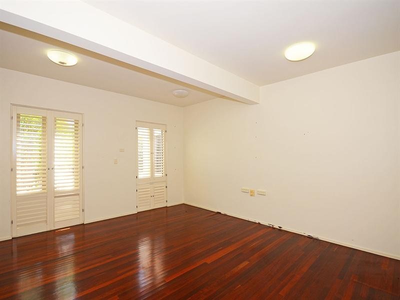 9 Sovereign Court, Urraween QLD 4655