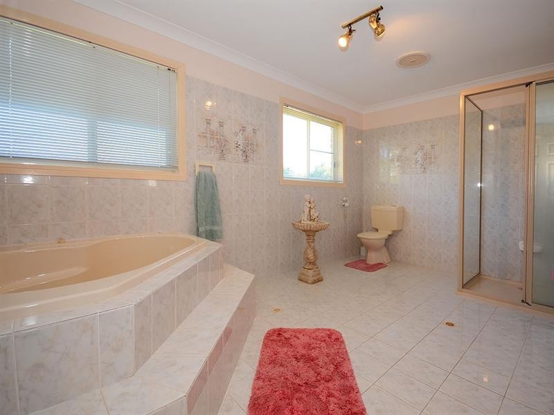 33 Haydn Drive, Hervey Bay QLD 4655