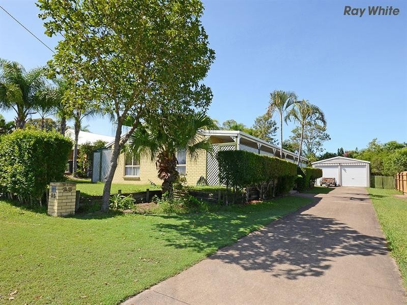 15 Debra Court, Urangan QLD 4655