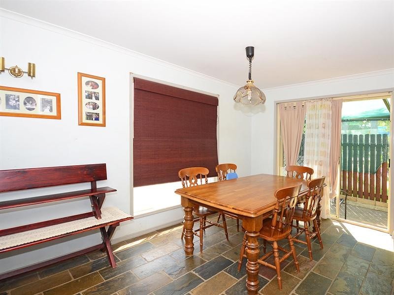 15 Debra Court, Urangan QLD 4655