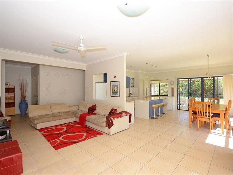 22 Sunline Court, Hervey Bay QLD 4655
