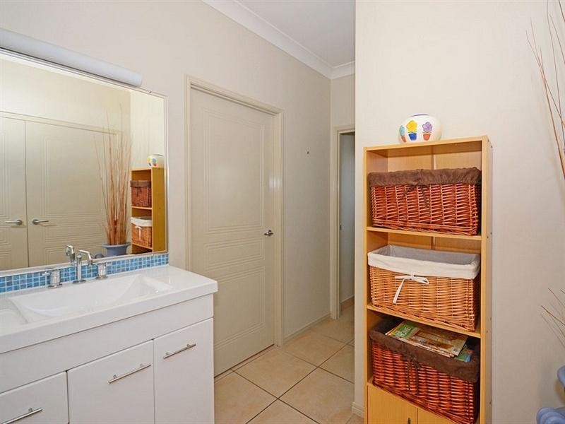 22 Sunline Court, Urangan QLD 4655