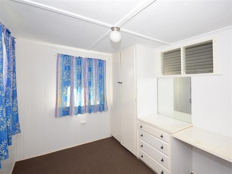 31 Beach Road, Pialba QLD 4655