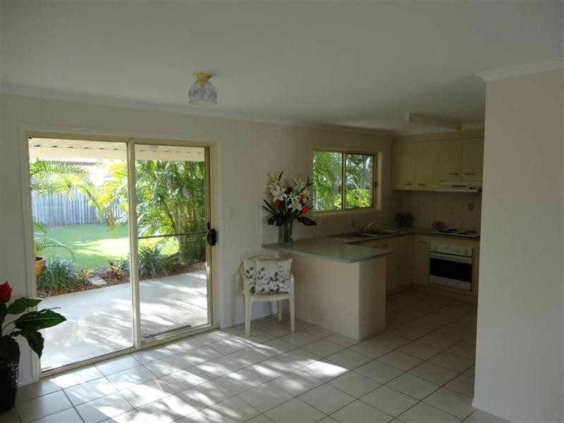 18 Wide Bay Drive, Eli Waters QLD 4655