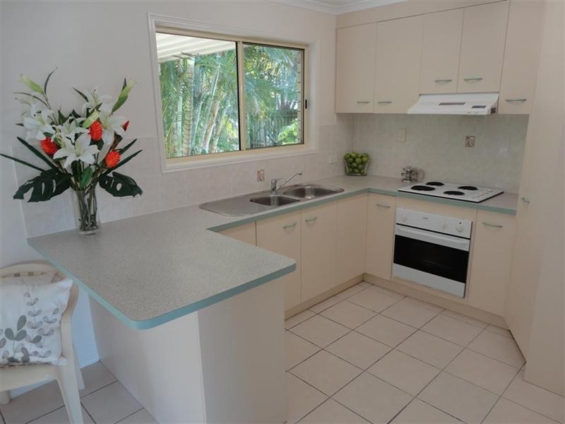 18 Wide Bay Drive, Eli Waters QLD 4655