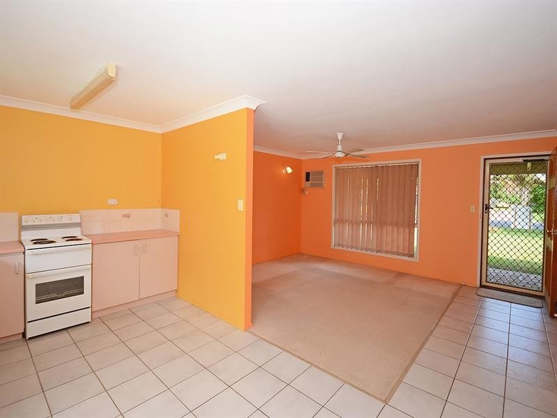 96 North Street, Point Vernon QLD 4655