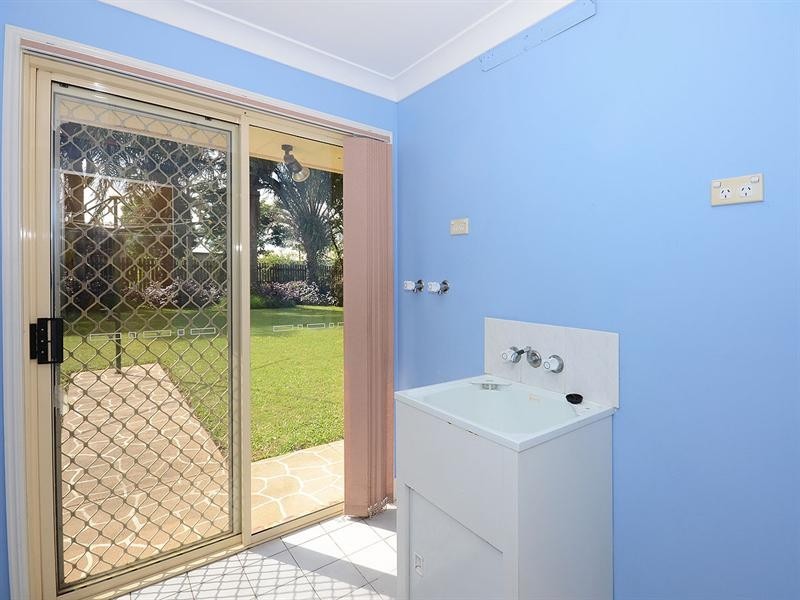 96 North Street, Point Vernon QLD 4655