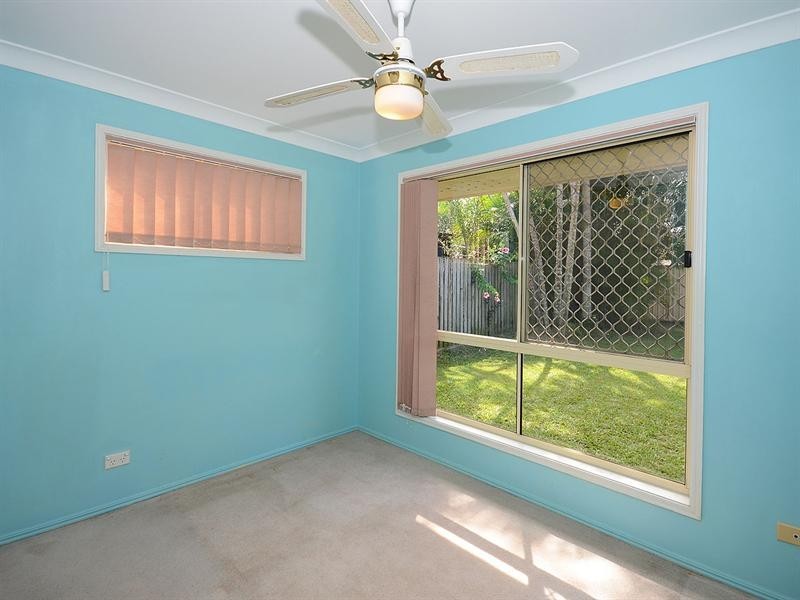 96 North Street, Point Vernon QLD 4655