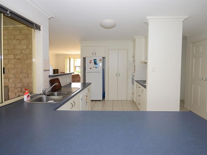 15 Durham Court, Kawungan QLD 4655