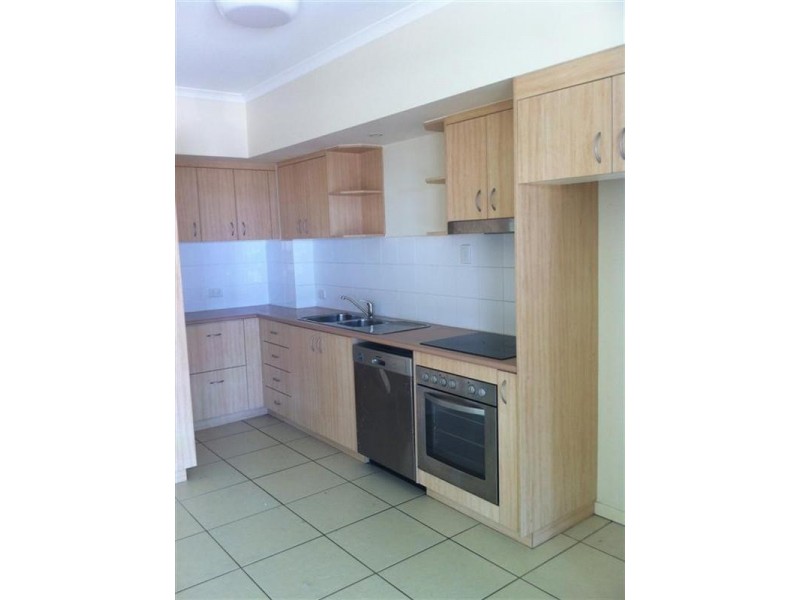 4/70 Main Street, Pialba QLD 4655