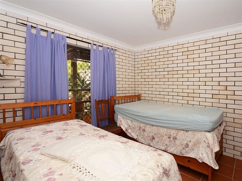 26 Hillcrest Avenue, Hervey Bay QLD 4655