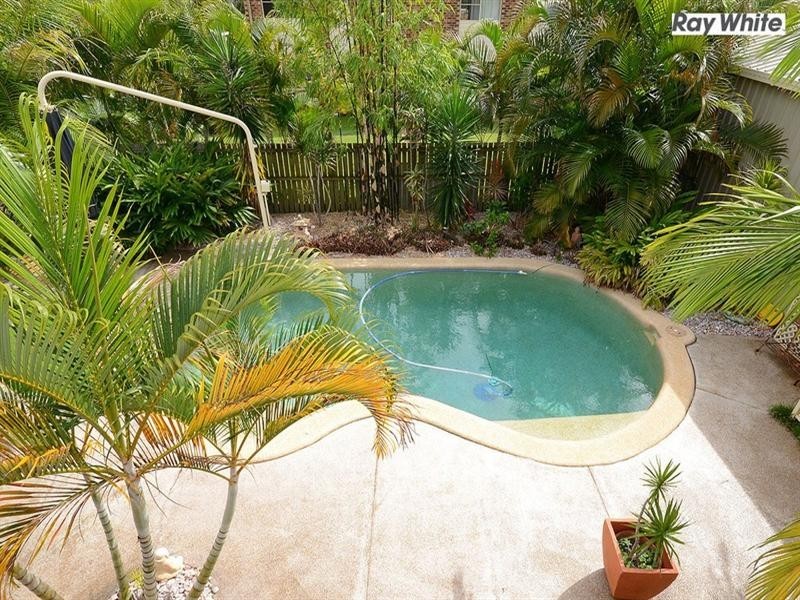 26 Hillcrest Avenue, Hervey Bay QLD 4655