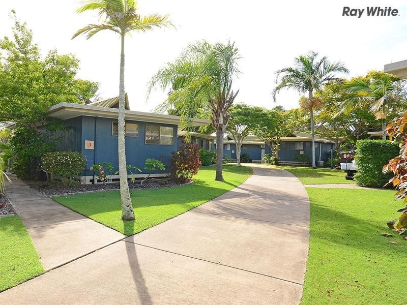 Villa 3/1 Shell Street, Urangan QLD 4655