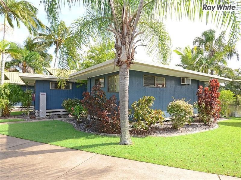 Villa 3/1 Shell Street, Urangan QLD 4655