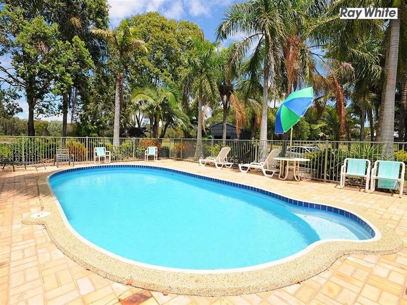 Villa 3/1 Shell Street, Urangan QLD 4655
