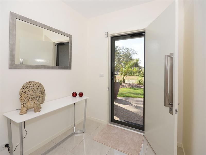 6 Cockle Court, Burrum Heads QLD 4659
