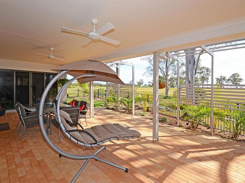 6 Cockle Court, Burrum Heads QLD 4659