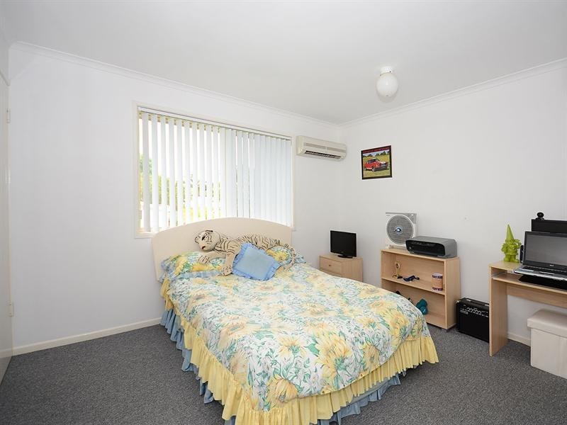 5 Vanda Street, Urangan QLD 4655