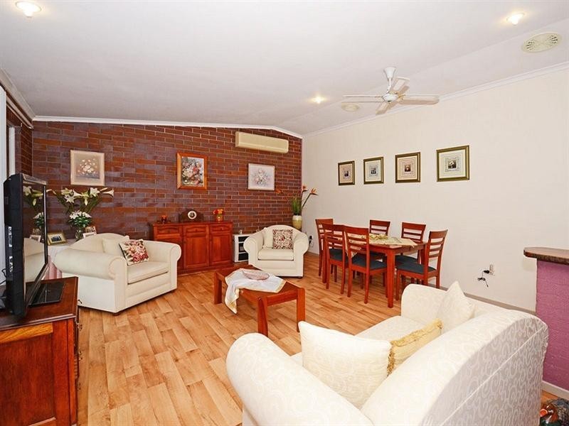 30 Acacia Street, Point Vernon QLD 4655